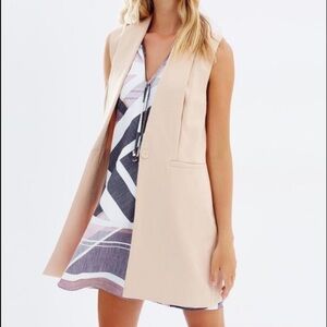 𝅺NWT SHILLA Rapture Sleeveless Vest Jacket XS